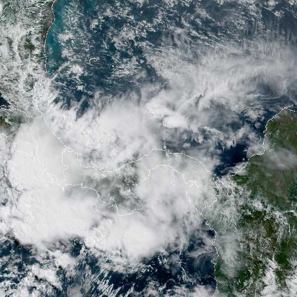 météo tropicale : Image satellite .