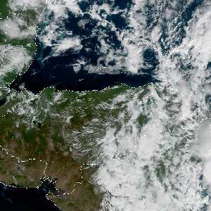 météo tropicale : Image satellite .