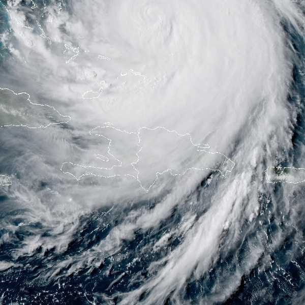 météo tropicale : Image satellite .