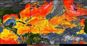 Météo tropicale : Air sec et densité de poussière dans l'air.