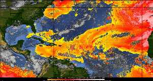 Météo tropicale : Air sec et densité de poussière dans l'air.