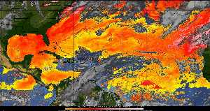 Météo tropicale : Air sec et densité de poussière dans l'air.