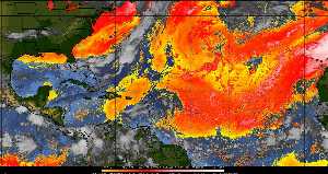 Météo tropicale : Air sec et densité de poussière dans l'air.
