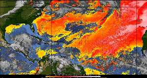Météo tropicale : Air sec et densité de poussière dans l'air.