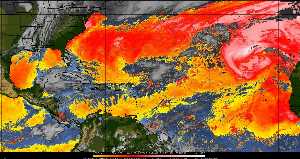 Météo tropicale : Air sec et densité de poussière dans l'air.
