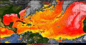Météo tropicale : Air sec et densité de poussière dans l'air.