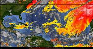 Météo tropicale : Air sec et densité de poussière dans l'air.