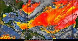 Météo tropicale : Air sec et densité de poussière dans l'air.