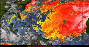 Météo tropicale : Air sec et densité de poussière dans l'air.