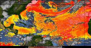 Météo tropicale : Air sec et densité de poussière dans l'air.