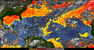 Météo tropicale : Air sec et densité de poussière dans l'air.