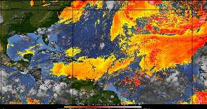 Météo tropicale : Air sec et densité de poussière dans l'air.