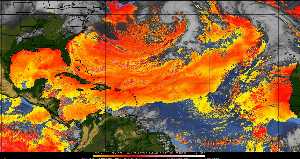 Météo tropicale : Air sec et densité de poussière dans l'air.