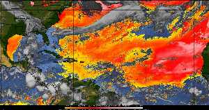 Météo tropicale : Air sec et densité de poussière dans l'air.