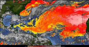 Météo tropicale : Air sec et densité de poussière dans l'air.