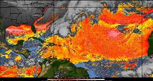 Météo tropicale : Air sec et densité de poussière dans l'air.