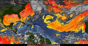 Météo tropicale : Air sec et densité de poussière dans l'air.