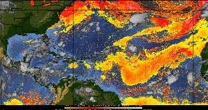 Météo tropicale : Air sec et densité de poussière dans l'air.