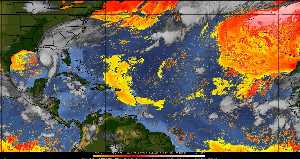 Météo tropicale : Air sec et densité de poussière dans l'air.