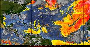 Météo tropicale : Air sec et densité de poussière dans l'air.