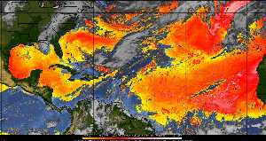 Météo tropicale : Air sec et densité de poussière dans l'air.