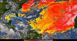 Météo tropicale : Air sec et densité de poussière dans l'air.