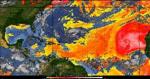 Météo tropicale : Air sec et densité de poussière dans l'air.