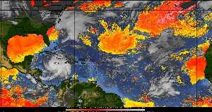 Météo tropicale : Air sec et densité de poussière dans l'air.