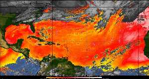 Météo tropicale : Air sec et densité de poussière dans l'air.