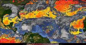Météo tropicale : Air sec et densité de poussière dans l'air.