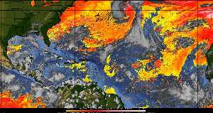 Météo tropicale : Air sec et densité de poussière dans l'air.