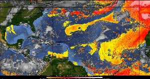 Météo tropicale : Air sec et densité de poussière dans l'air.