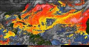 Météo tropicale : Air sec et densité de poussière dans l'air.