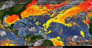 Météo tropicale : Air sec et densité de poussière dans l'air.