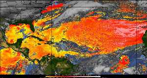 Météo tropicale : Air sec et densité de poussière dans l'air.