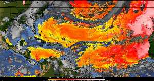 Météo tropicale : Air sec et densité de poussière dans l'air.