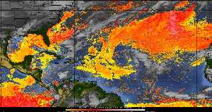 Météo tropicale : Air sec et densité de poussière dans l'air.