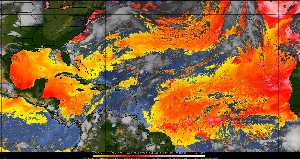 Météo tropicale : Air sec et densité de poussière dans l'air.