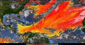 Météo tropicale : Air sec et densité de poussière dans l'air.