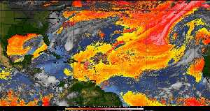 Météo tropicale : Air sec et densité de poussière dans l'air.
