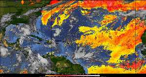 Météo tropicale : Air sec et densité de poussière dans l'air.