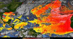 Météo tropicale : Air sec et densité de poussière dans l'air.
