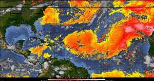 Météo tropicale : Air sec et densité de poussière dans l'air.