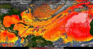 Météo tropicale : Air sec et densité de poussière dans l'air.