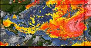 Météo tropicale : Air sec et densité de poussière dans l'air.