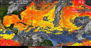 Météo tropicale : Air sec et densité de poussière dans l'air.