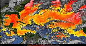 Météo tropicale : Air sec et densité de poussière dans l'air.