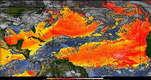 Météo tropicale : Air sec et densité de poussière dans l'air.
