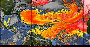 Météo tropicale : Air sec et densité de poussière dans l'air.