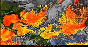 Météo tropicale : Air sec et densité de poussière dans l'air.